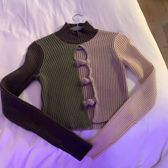 Danielle Guizio Rib Knit Knotted Long Sleeve Top - Picture 13 of 14